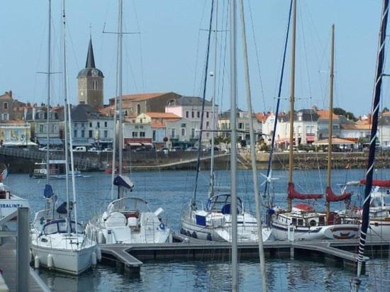 Maison De Pecheur Renovee Avec Cour Proche Du Port Les Sables-dʼOlonne Exteriér fotografie